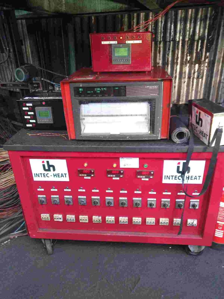 Precalentamiento de soldadura en tubería de refinería